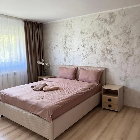 Cozy In Appartement Boekarest
